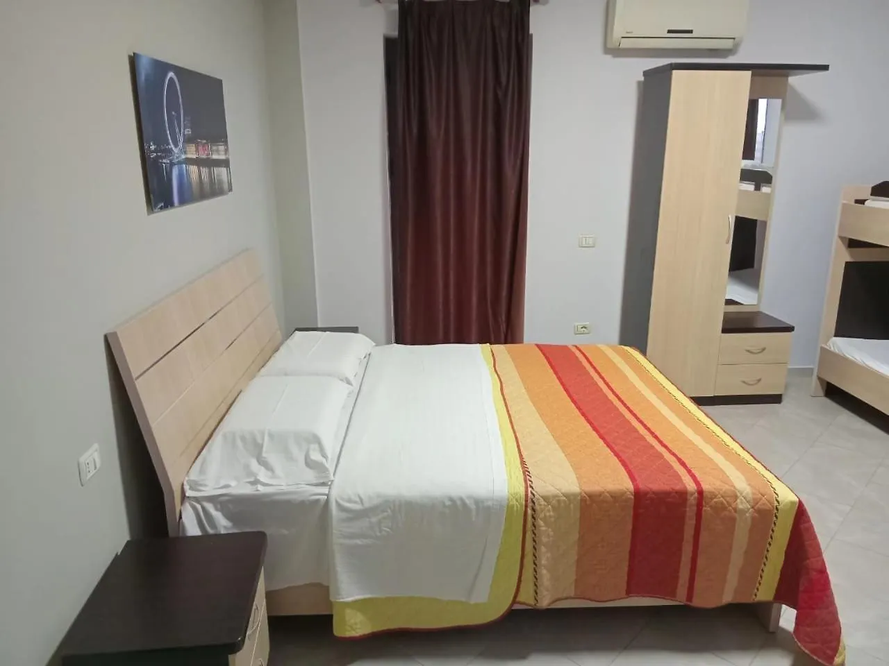 Hotel Blue Moon Tale
